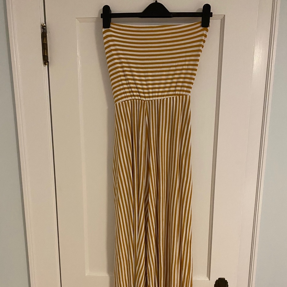 American eagle white/yellow striped jumpsuit